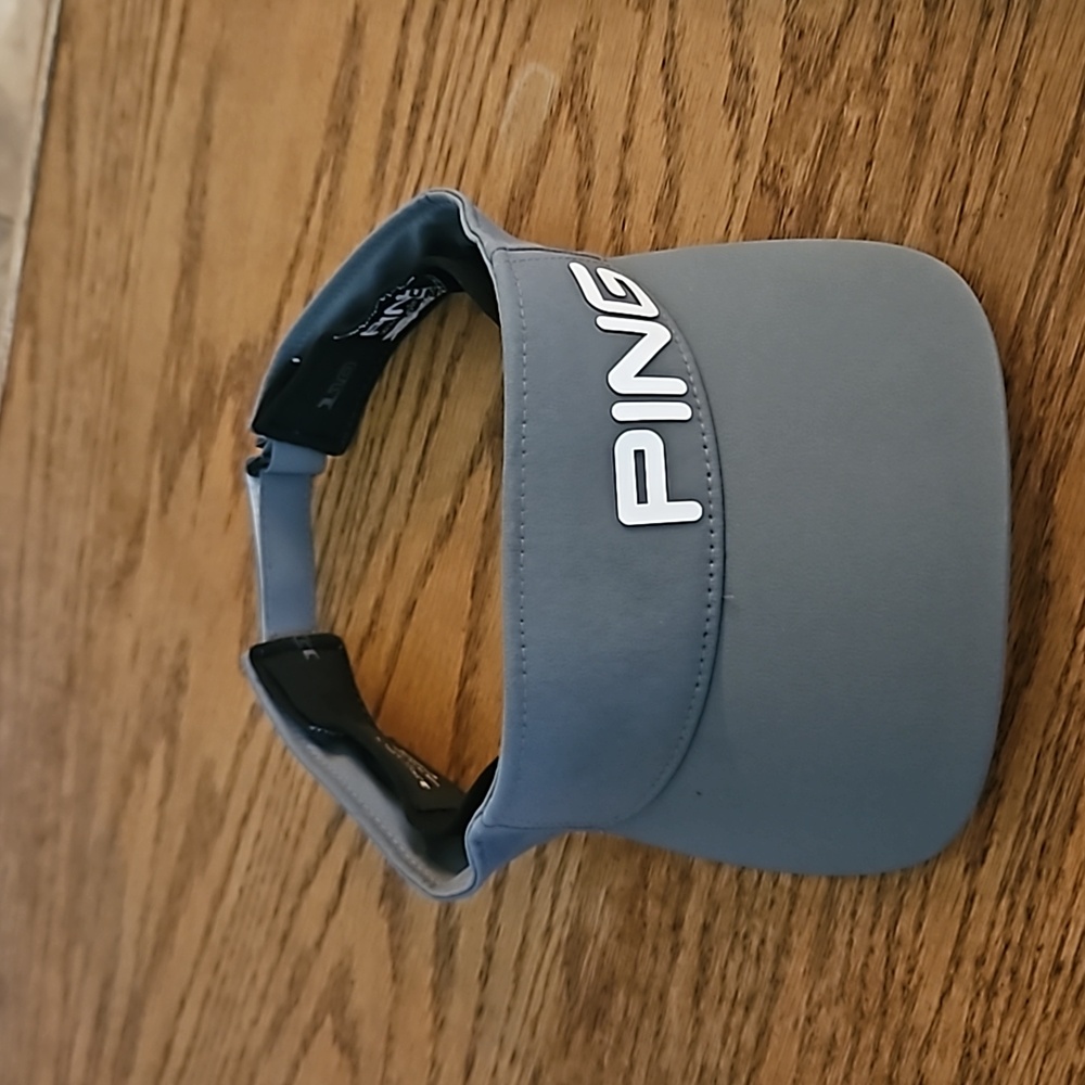 Ping OneTen 110 Flexfit Tech Unisex Golf Visor - gray and white